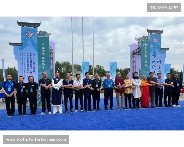 崆峒武术大会推动武医融合 北体大专家开展中医义诊与养生拳教学活动 崆峒武术大会推动武医融合 北体大专家开展中医义诊与养生拳教学活动